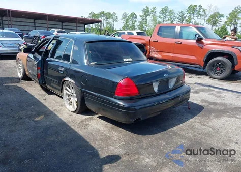 2009 Ford Crown Victoria Police/Police Interceptor z USA, uszkodzony, nr VIN 2FAHP71V59X125095